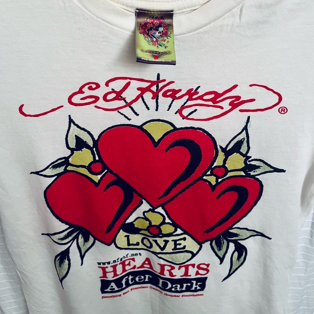 Women’s Ed Hardy Tee - Picture 2 of 4